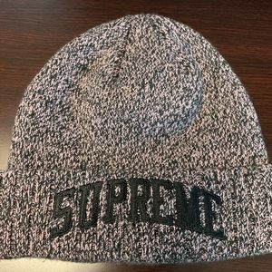 Supreme Hat